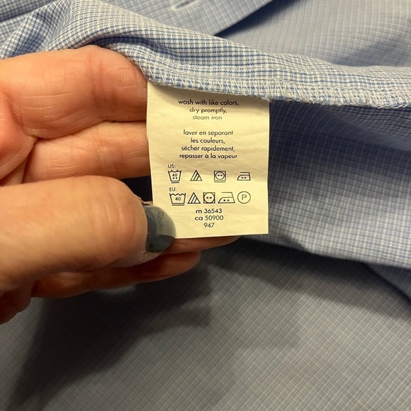 Van Heusen Men’s Button Down Shirt - Picture 4 of 5